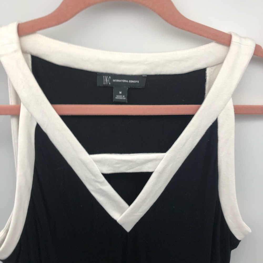 INC black and white trim tank top size medium